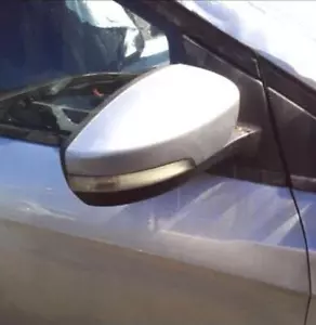 2015-2018 Ford Focus RH Passenger Side View Door Mirror Assembly Silver - Picture 1 of 3