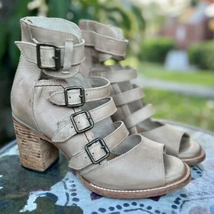 RARE UNICORN! Freebird By Steven Taupe Bianca Heels Boots Sz 11 EUC - Picture 1 of 12