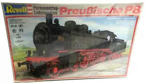 Revell 1/87 Personenzug Lokomotive PreuBische P8 Model Kit - Picture 1 of 4