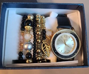 NWB Black, Gold, Silver Strada Genoa Watch and 5 Stretchy Bracelets - Picture 1 of 7