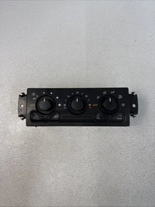 1999-2001 Oldsmobile Bravada Heater Climate Control Unit OEM 16247315 - Picture 1 of 12