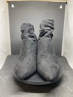 Botines Fergie By Fergalicious Sacha de gamuza negros usados en excelente estado talla 10 Foto 1 de 4