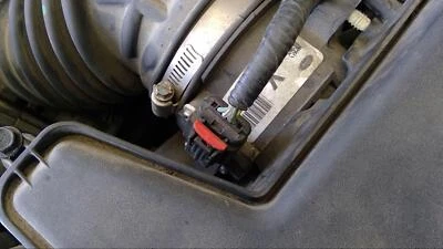 Medidor de flujo de aire de inyección de combustible usado se adapta a: Ford Focus 2012 gasolina 2,0 L VIN 2 8º Foto 1 de 4