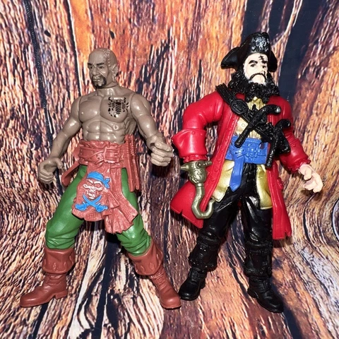 Chap Mei Pirate Expeditions Captain Black Beard & Crossbone Figures Lot of 2 Cover