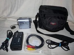 READ DESCRIPTION Sony DCR-TRV22 MiniDv Mini Dv Camcorder Player Video Transfer - Picture 1 of 6
