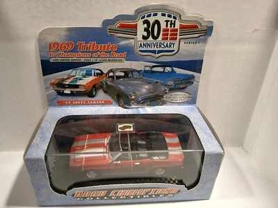 Road Champs 30 周年纪念 1: 43 比例 1969 雪佛兰 CAMARO Conv 压铸 - 红色 — 第 1/3 张图片