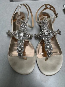 BADGLEY MISCHKA "Cara" Crystal Embellished Ivory Flat Sandal Rhinestone-SZ 9-EUC - Picture 1 of 4
