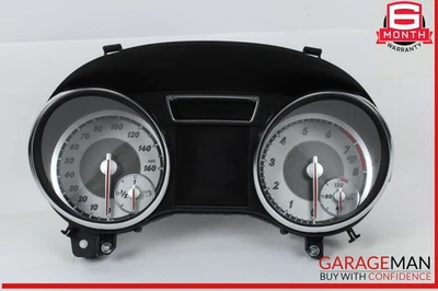 Cuadro de instrumentos velocímetro medidor odómetro fabricante de equipos originales Mercedes W117 CLA250 14-19 Foto 1 de 4