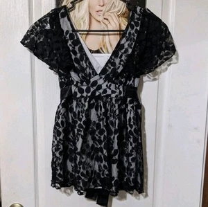 Charlotte Russe Y2K 2000's Black Floral Lace Overlay V Neck Short Sleeve Top Sm - Picture 1 of 6