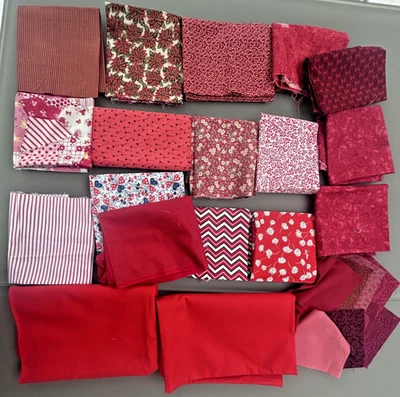 FABRIC Red Bundle Job Lot Fat Quarter Remnants Offcut Patchwork x 28 Pieces 787G - Image 1 of 4