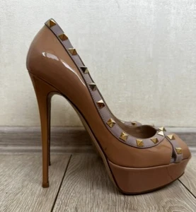 valentino beige patent leather rockstud peep toe platform pumps sz 39 - Picture 1 of 4