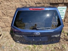 UPC 000205000096 product image for 2015 SUBARU FORESTER REAR TRUNK LID HATCH ASSEMBLY SLIGHTLY DAMAGED 14 15 16 | upcitemdb.com