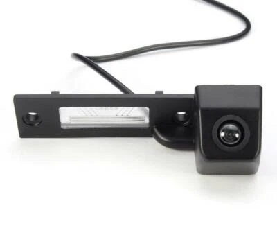 Car Rear View Camera For VW GOLF PLUS PASSAT 3C 3B TRANSPORTER T5 TOURAN Caddy - Image 1 of 4