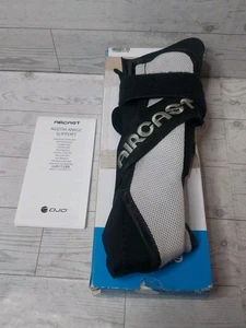 Aircast A60 Sprunggelenkbandage rechter Fuß schwarz Medium - Bild 1 von 5