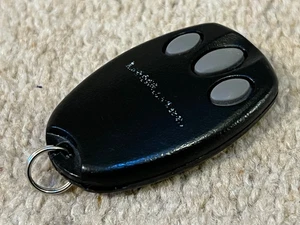 GENUINE CHAMBERLAIN LIFTMASTER REMOTE CONTROL KEY FOB 1A6518 433.92MHZ FAULTY - Picture 1 of 6