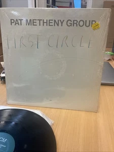 PAT METHENY GROUP : “First Circle" VINYL LP 1984 - Picture 1 of 6