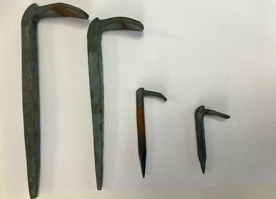 cancani ferro forgiati a mano in conf. da 10 pz. Gangani; chiodi a L; a paletta