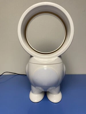 Portable electric table desk fan-Color changing light (red, blue, green, purple) - Image 1 of 4