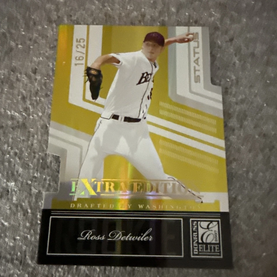 2007 Donruss Elite Extra Edition Status Gold Die Cut #131 Ross Detwiler /25 - Image 1 of 4