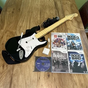 Rock Band Fender Stratocaster Wii Guitar with  DONGLE & 5 Game Microphone Bundle - Picture 1 of 8