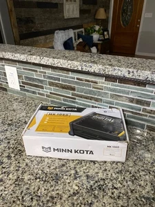 Minn Kota MK1060 Caricabatteria Marino Digitale di Bordo Protegge Batterie - Foto 1 di 5