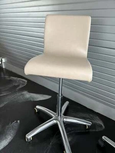 Ausstellungsstück 88 Friseurstuhl - Bild 1 von 3