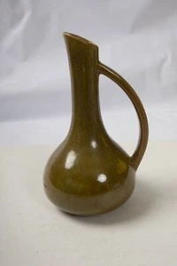 Vaso brocca Haeger verde USA (M2R) metà secolo arte ceramica colore terra timbrato - Foto 1 di 9