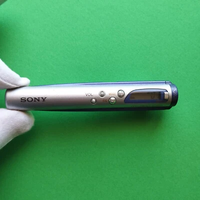 Vintage Sony VAIO Music Clip Personal Network Player MC-P10 MP3 Player (No Cord) - Image 1 of 4