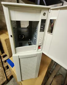 Vintage Retro PC Case Beige Computer Case AT Retro Tower White Wheels NEW Blue N - Picture 1 of 6