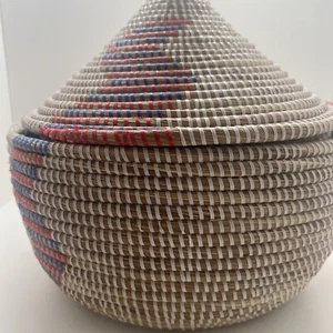 Authentic African Coiled Basket and Lid Sweet Grass (WISHING BASKET) - Picture 1 of 10