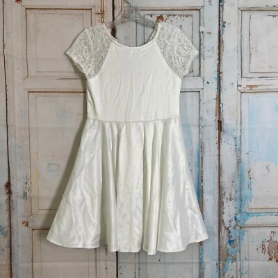 Vestido de fiesta Calvin Klein para niña sin mangas con cremallera trasera blanco talla 14 encaje satinado Foto 1 de 4
