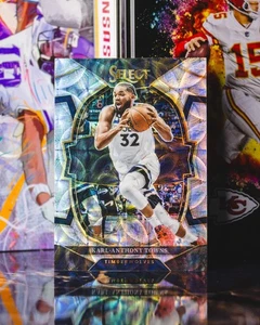 2022-23 Panini Select #12 Karl-Anthony Towns Scope Prizm - Bild 1 von 2