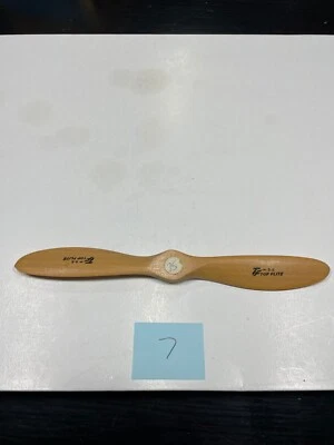 VINTAGE TOP FLITE WOODEN PROPELLER, 9-6 - Image 1 of 4