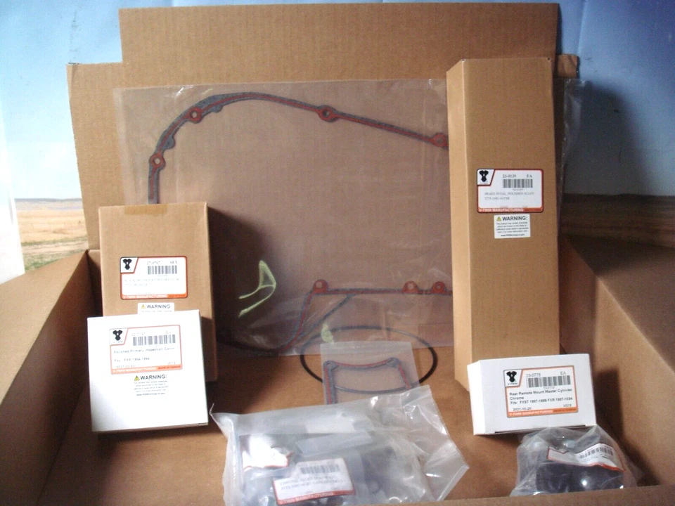 Harley FXR 中脚控制套件 适用于 Super Glide FXLR 1987 - 1994 V-Twin 22-0407 X5 — 第 1/4 张图片