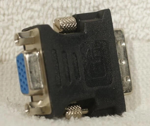  DVI-A Male to VGA FeMale Adapter (new video to regular vga) - Image 1 of 4