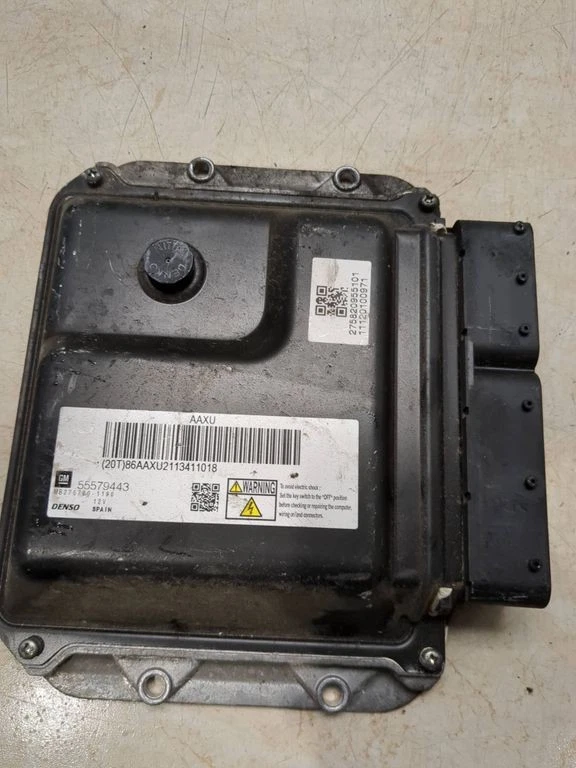 Modulo centralina motore Opel Astra H 2011 55579443 ECU VAQ15848 - Immagine 1 di 4
