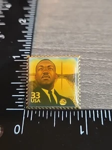 MARTIN LUTHER KING CELEBRATE THE CENTURY Stamp Usps Lapel Pin Z2 - Imagen 1 de 2