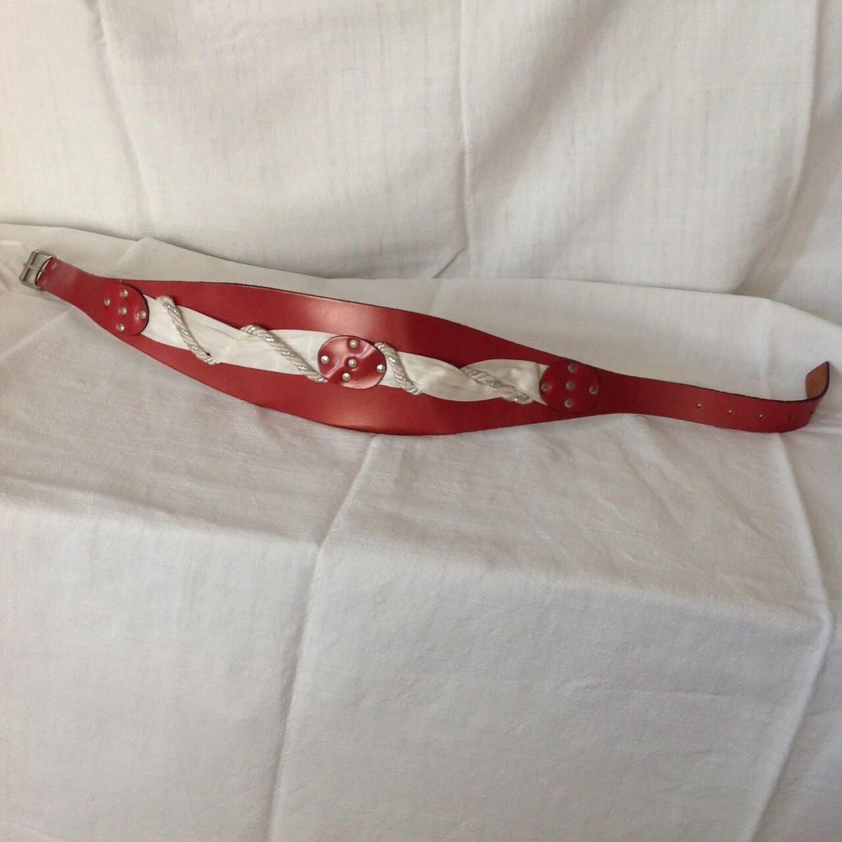 6 Strap Suspender Belt In Red Satin In Deep Vintage Style With Metal Clips - Foto 8