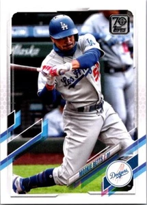 2021 Topps #13a Mookie Betts - Picture 1 of 2