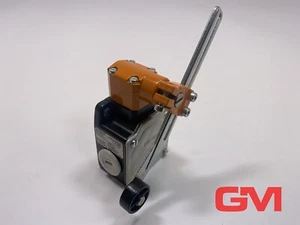 Siemens Positionsschalter 3SE2100-1U position switch Metall 1NO + 1NC 6A 230V AC - Bild 1 von 6