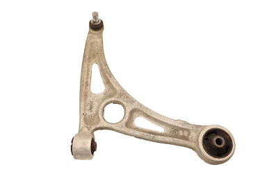 Brazo de control inferior suspensión delantera derecha Hyundai Sonata Hybrid 2016-2017 OEM#A51 Foto 1 de 4