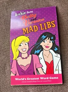 Mad Libs ~ Archie Loves Betty and Veronica 2014 ~ New - Picture 1 of 1