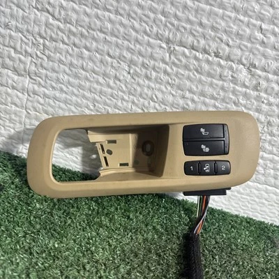 Interruptor de asiento con memoria refrigerado por calefacción para conductor delantero Cadillac SRX 2007-2009 FABRICANTE DE EQUIPOS ORIGINALES Foto 1 de 4