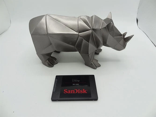 SanDisk SDSSDH3-1T00 1TB Ultra 3D SATA III 2.5in SSD - Image 1 of 1