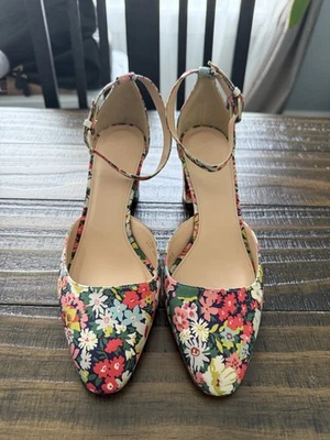 J Crew Multicolor Estampado Floral 2.5" Tacón Bloque con Correa para el Tobillo - Para Mujer Talla 7 Foto 1 de 4