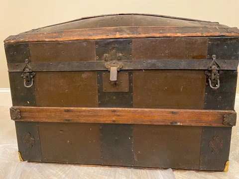 Antique Dome Top Trunk Cover