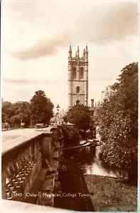 Oxford Magdalen College Tower London UK Postcard A34 - Picture 1 of 2