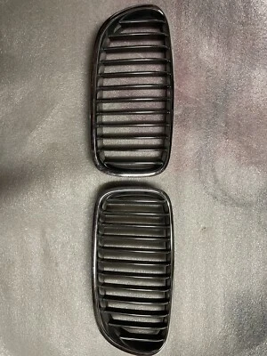 BMW 535i Xdrive 2011 base 3,0 L rejilla OEM usado Foto 1 de 4