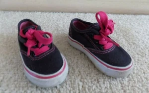 Kidgets Toddler Girls Lace Up Shoes Size 5 - Picture 1 of 3