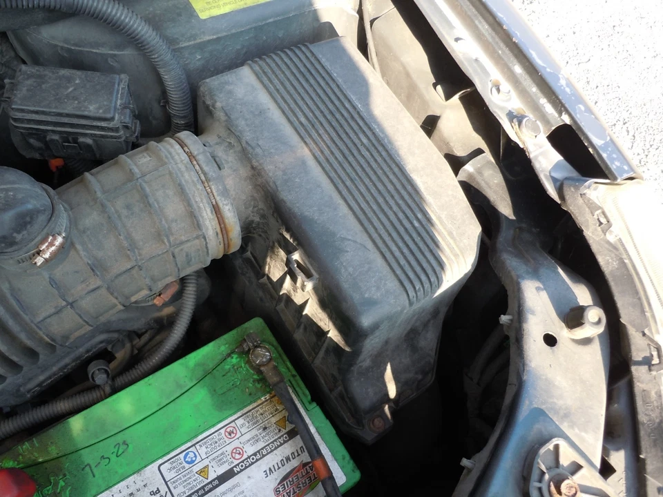 2003-2008 Honda Pilot Air Cleaner Housing Box OEM - Image 1 of 1